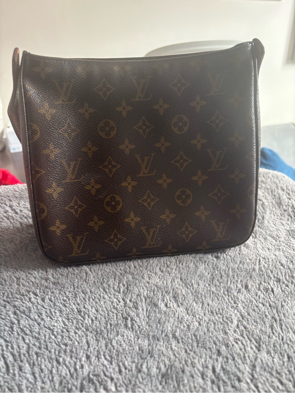 Louis Vuitton Monogram Canvas Messenger Bag in Brown The Redgrave women’s.